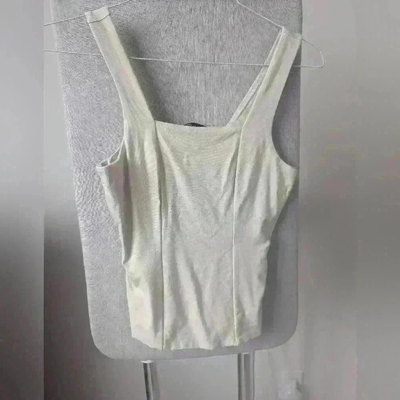 8 piece bundle of women's  tops - size xs/s - Picture 4 of 15